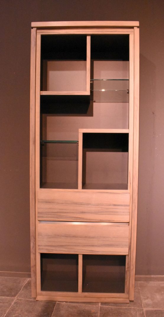 Boekenkast eiken
